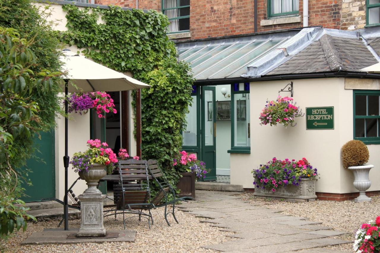 אוקהאם The George Inn מראה חיצוני תמונה
